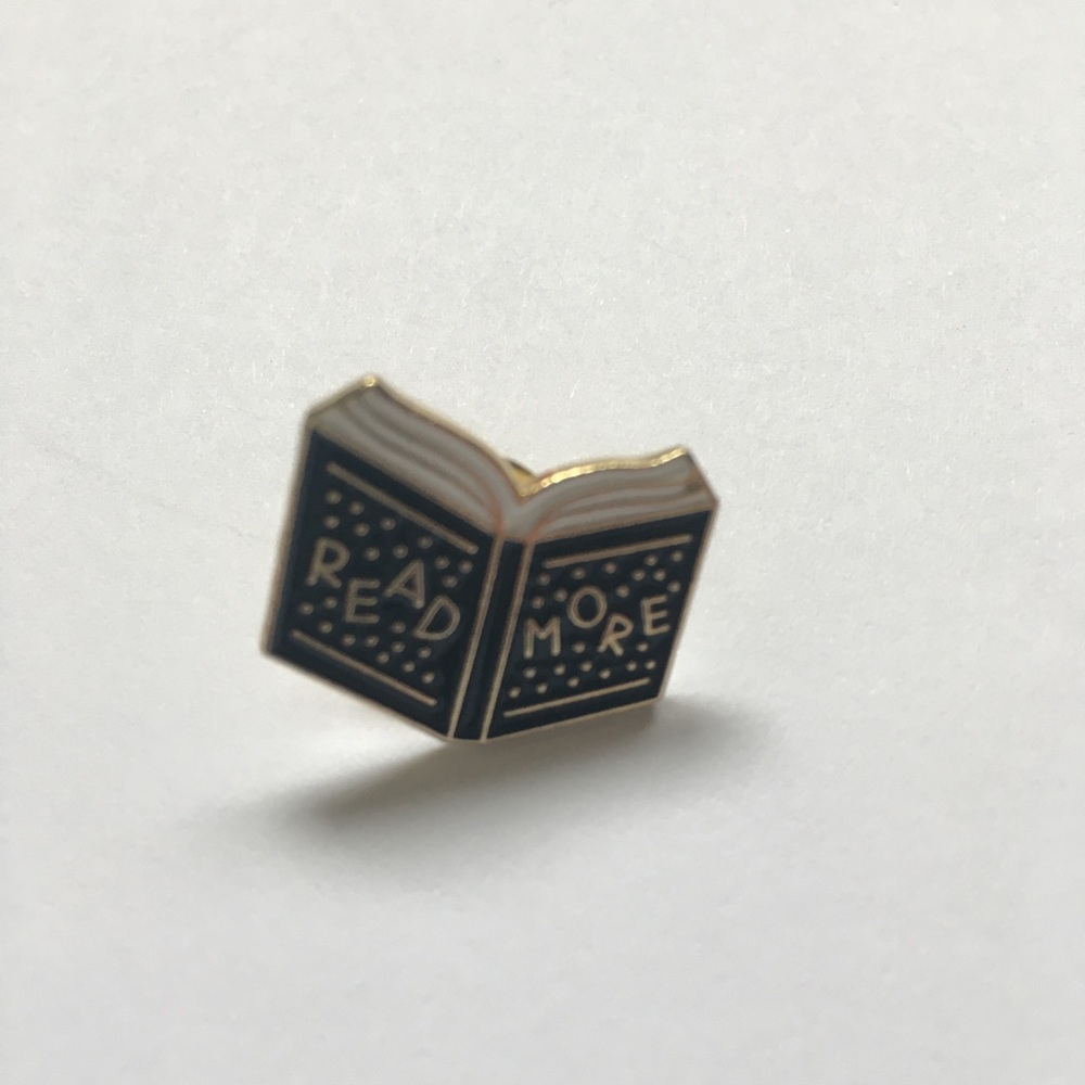 NWT “Read More” book Pin